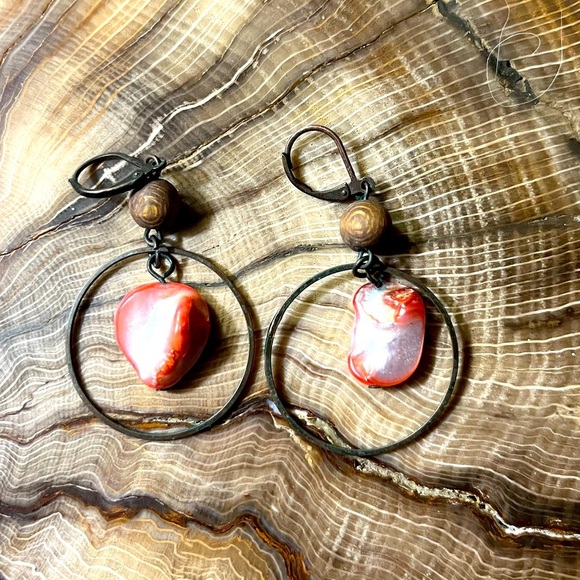 Set/2 Seashell Coconut Shell Earrings - Picture 3 of 5